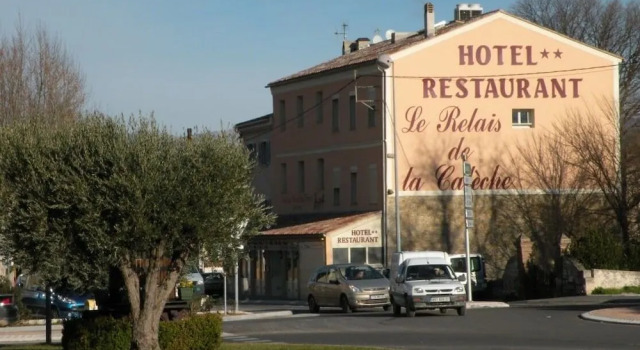 Le Relais de la Calèche, Rezervasyon Otel Le Beausset Bandol Wine Route