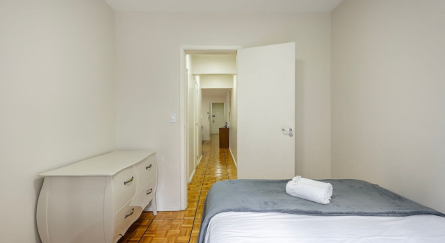 3-bedroom Apt on the BC Waterfront - Egb0052