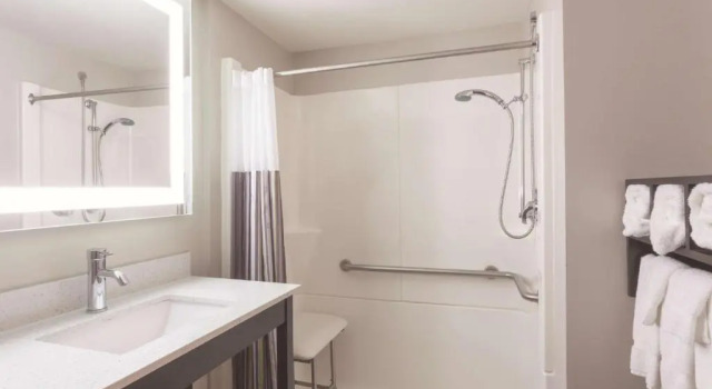 Номер Standard La Quinta by Wyndham Columbus North