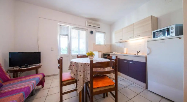 Студия Garden Apartments