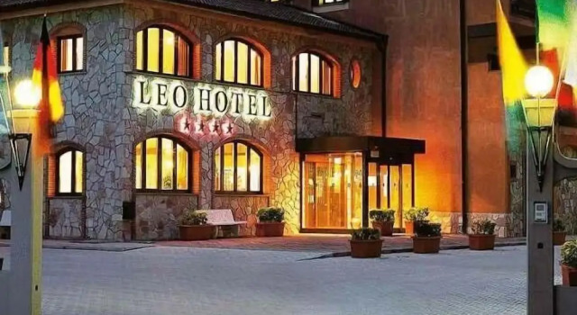 Leo Hotel