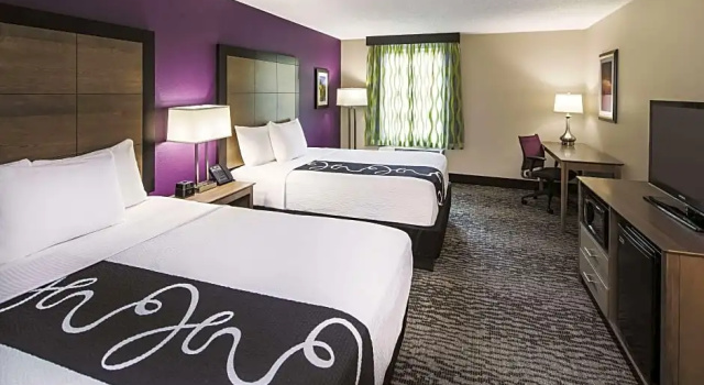 Четырёхместный номер Standard с видом на город La Quinta by Wyndham Milledgeville