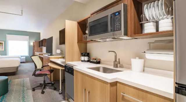 Четырёхместная студия Home2 Suites By Hilton Ogden