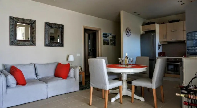 Pogonia, spacious apartment by the sea with private pool, Book Apartment Hotels in Central Greece with Parking, Parking