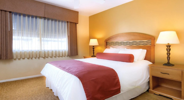 Номер Standard c 1 комнатой с балконом Club Wyndham Dolphins Cove