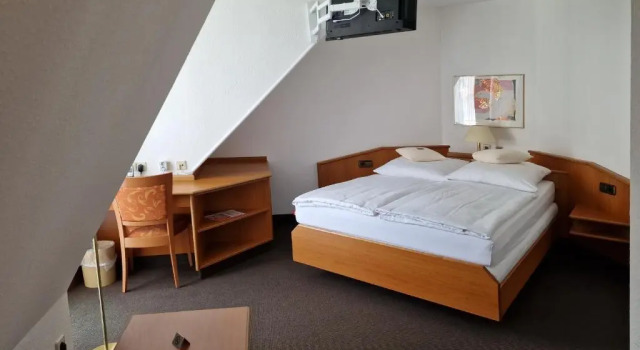 Двухместный номер Standard Мансарда с видом на сад Hotel Gerberhof