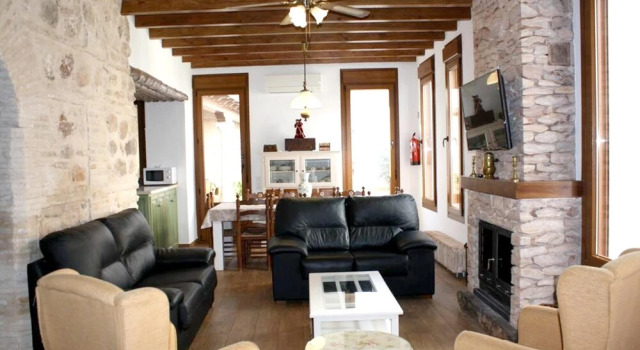 House With 5 Bedrooms in Almagro, With Shared Pool, Balcony and Wifi, Забронировать Отель Отели Альмагро с бассейном, рядом с Городской музей кружева, Бассейн