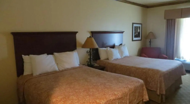 Четырёхместный номер Standard Hotel Texas Hallettsville