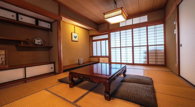 Кровать в общем номере Ks House Kanazawa - Travelers Hostel
