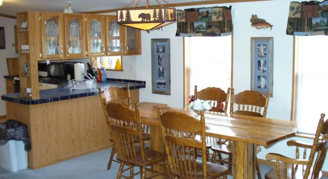Номер Executive с 3 комнатами с видом на горы Yellowstone Mountain Cabins
