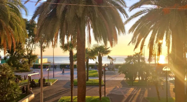 Апартаменты Casa Giulia - Apartment beachfront with 2 bedrooms, air conditioning and private parking, just 30 meters from the beach