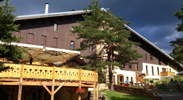 Domaine de lAdoux, Забронировать Отель Монклар Alpes-de-Haute-Provence