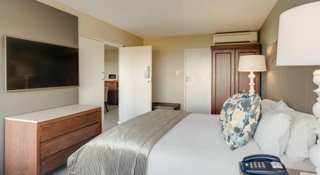 Двухместный полулюкс с видом на море Protea Hotel by Marriott Karridene Beach