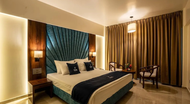 Люкс Grand Mastiff Grand The Sia Palace Suites & Banquets, Khopoli, Near Imagica