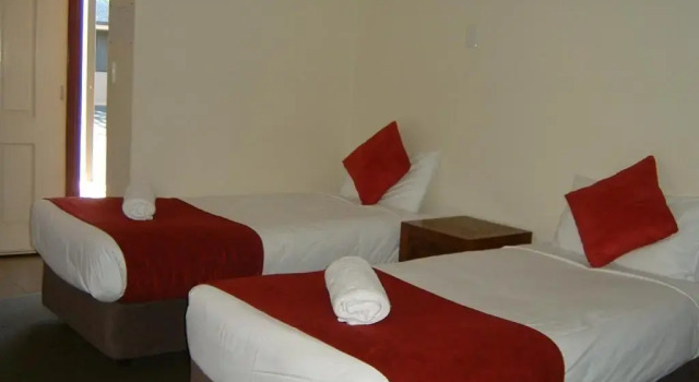Семейный номер Deluxe Armidale Pines Motel