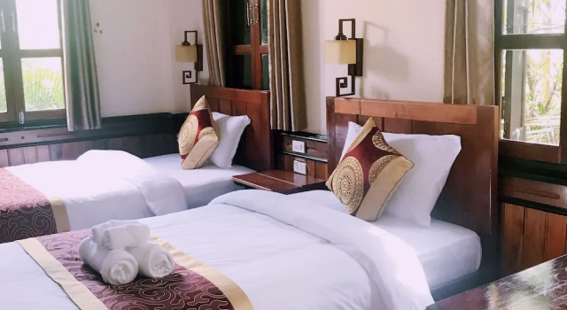 Двухместный номер Standard с балконом wisdom hotel