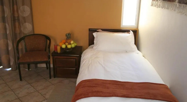 Трёхместный номер Standard Namib Naukluft Lodge