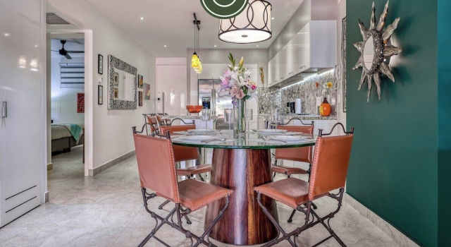 Апартаменты Stunning 2 BR Condo in Romantic Zone - Pool