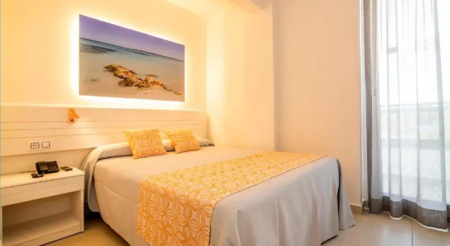 Номер Standard Hotel Caribe IBIZA