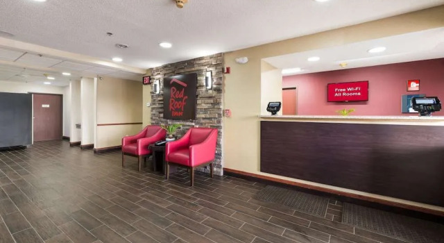 Super 8 Auburn, Prenota Hotel Hotel a Indiana con parcheggio, Parcheggio