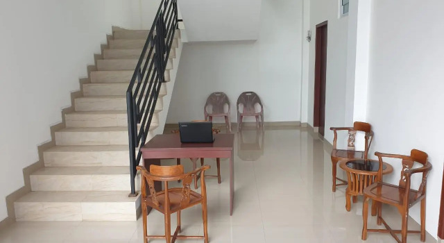 OYO 90536 Wenasia Residence, Book Hotel Hotels in Sulawesi with Parking, Parking