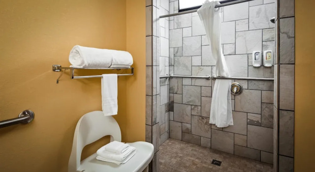 Номер Comfort Bryson Inn