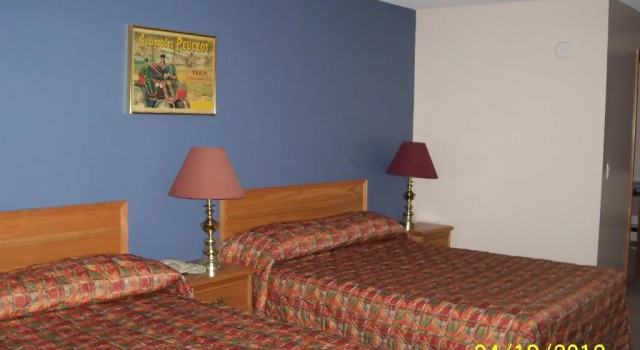Четырёхместный номер Standard Model A Inn