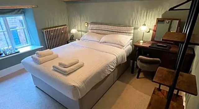Standaard Tweepersoonskamer Alison House Hotel