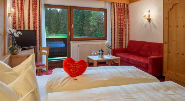 Erlebnishotel Hubertushof, Rezervovat Hotel Hotely v Tyrolsko se snídaní, Snídaně