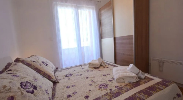 Apartment Lucy, Забронировать Апартаменты/квартира Отели Вантачичи с бассейном, Бассейн
