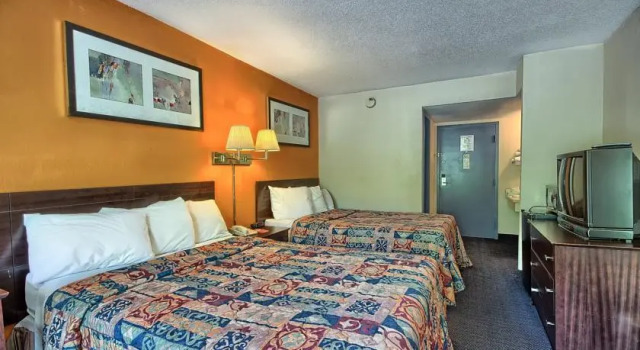 Days Inn Lima, Rezerwuj Hotel Lima Ohio
