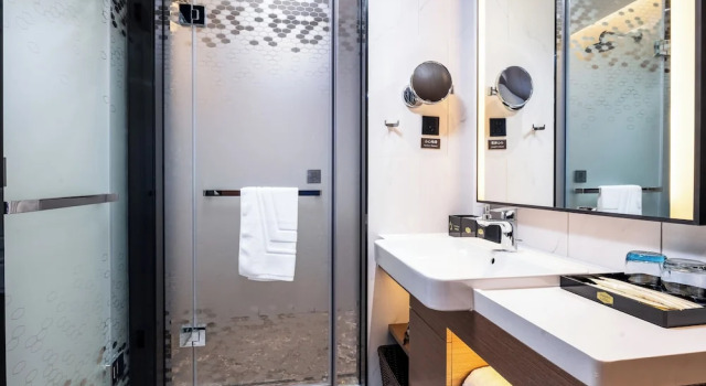 Номер Comfort Hampton By Hilton Dongguan Machong
