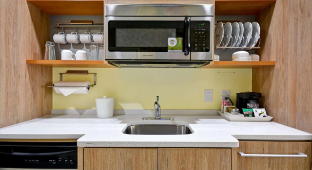 Двухместный люкс Home2 Suites By Hilton Fort Worth Southwest Cityview