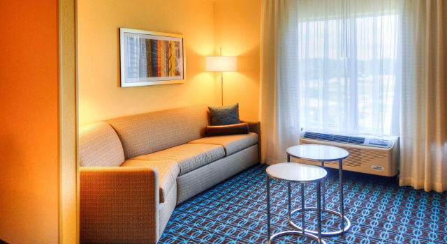Двухместный люкс Fairfield Inn & Suites by Marriott Princeton