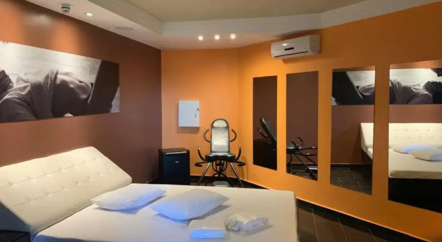 Номер Deluxe IBIZA GOLDEN MOTEL