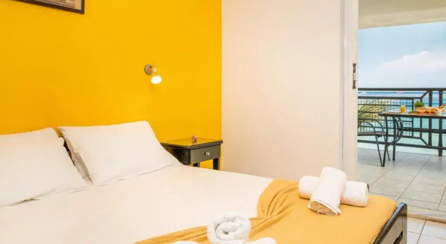 Семейная студия Sea View Hotel