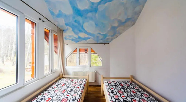 Кровать в общем номере Hostel Krokus