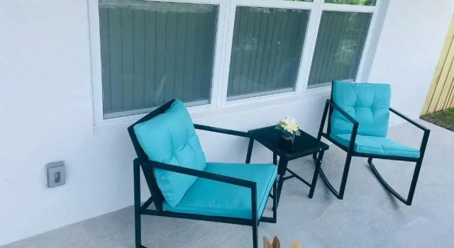 Коттедж Entire House - 5 Minutes to the Beach and FLL Airport