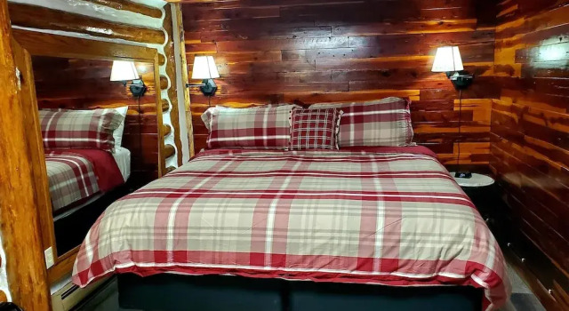 Log Cabin Inn