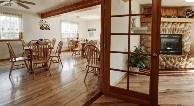 Columbine Inn and Suites