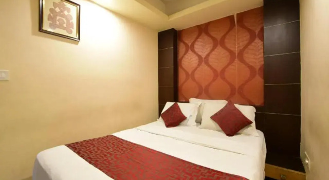 Hotel Shastri Paradise