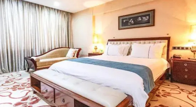 Люкс Business Hezhou Liyuan Hotel