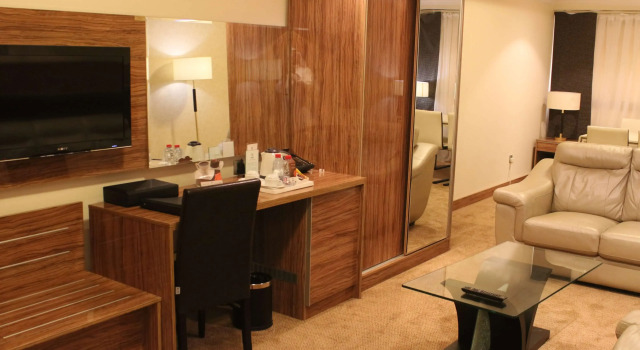 Golden Tulip Al Shakreen, Забронировать Отель Отели Медины с завтраком, рядом с Ворота короля Фадха в мечети Масджид ан-Набави, Завтраки