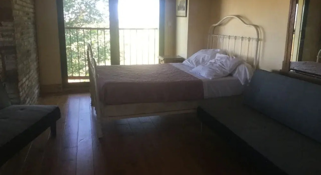 Gîtes et chambres d'hôtes La Peyre, 预订 酒店 埃斯卡佐 