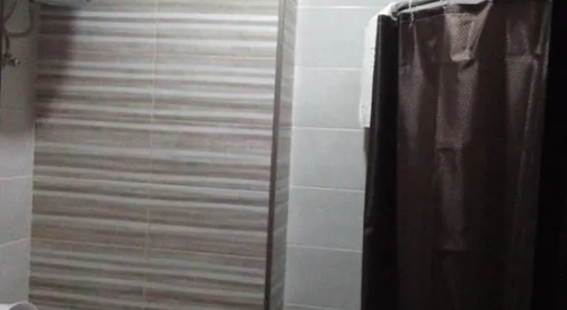 Vaxtang Gorgasali 116-118, Book Hotel Batumi 
