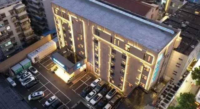 HanTing Hotel (Xuzhou Suning Plaza), Prenota Hotel Xuzhou Jiangsu