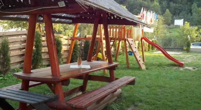 La Steaguri, Book Guesthouse Bicaz Neamţ