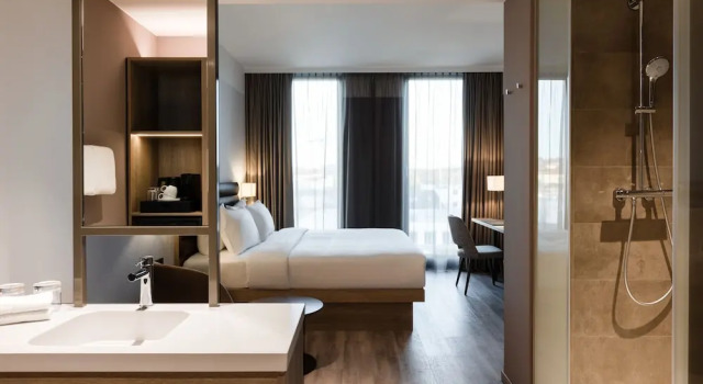 Двухместный номер Corner AC Hotel by Marriott Wuerzburg