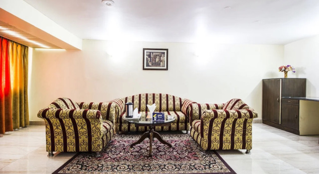 Двухместный люкс Superior FabHotel Mayfair Inn