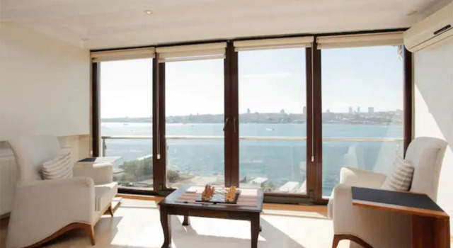 Апартаменты The Bosphorus Apartment